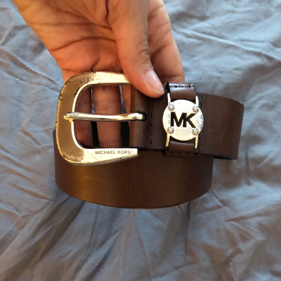 Michael Kors brown leather belt with Gold buckle - Picture 1 of 2